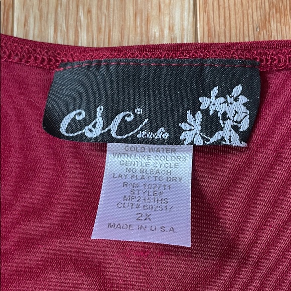 CSC Studio Top Womens 2X Red Sleeveless Blouse Minimalist Mature Modest - Picture 2 of 7